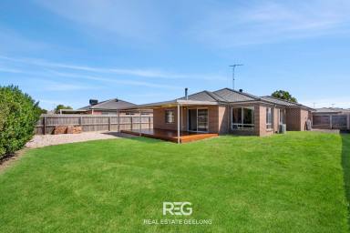 House For Sale - VIC - Bannockburn - 3331 - Impeccably presented and perfectly located!  (Image 2)