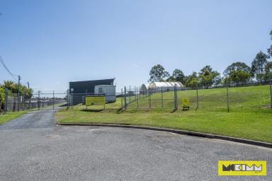 Industrial/Warehouse For Sale - NSW - South Grafton - 2460 - 7228 SQM INDUSTRIAL SITE WITH EXISTING CARAVAN AND INDUSTRIAL STORAGE  (Image 2)