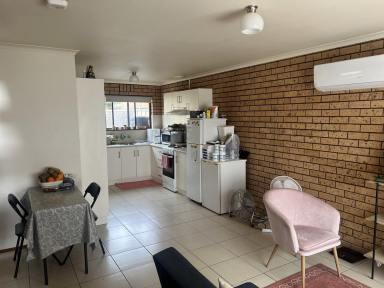 Unit For Lease - VIC - Mildura - 3500 - TWO BEDROOM UNIT CLOSE TO THE CBD  (Image 2)