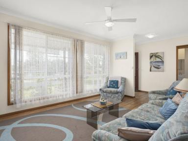 Duplex/Semi-detached For Sale - NSW - Old Bar - 2430 - DELIGHTFUL TORRENS TITLE DUPLEX  (Image 2)