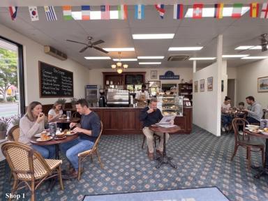 Retail For Lease - QLD - Cairns - 4870 - PRIME HOSPITALITY OPPORTUNITY IN THE HEART OF CAIRNS City Centre (Image 2)