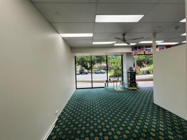 Retail For Lease - QLD - Cairns - 4870 - CAIRNS ESPLANADE RETAIL SHOP FOR LEASE  (Image 2)