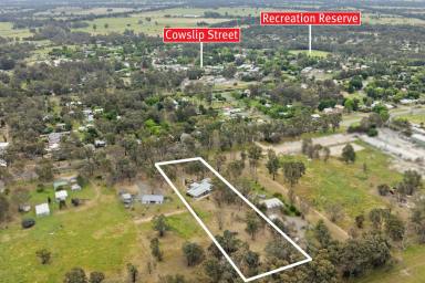 House For Sale - VIC - Violet Town - 3669 - 2.5 Acres With Substantial Residence And Future Development Scope  (Image 2)