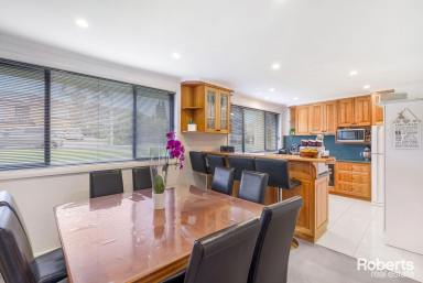 House Leased - TAS - Howrah - 7018 - Superb Family Home with Panoramic Views  (Image 2)