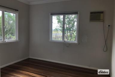 House Leased - QLD - Forest Hill - 4342 - Cute 3 bedroom home  (Image 2)