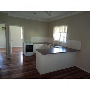 House Leased - QLD - Forest Hill - 4342 - Cute 3 bedroom home  (Image 2)