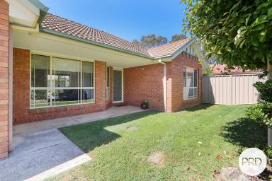 Unit For Sale - VIC - West Wodonga - 3690 - IMMACULATE FREESTANDING UNIT  (Image 2)