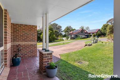 House For Sale - NSW - North Nowra - 2541 - Modern Federation Family Home  (Image 2)