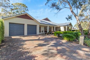 House Sold - SA - Hahndorf - 5245 - Superior residence with rural views  (Image 2)