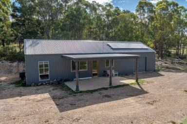 Farmlet For Sale - NSW - Goulburn - 2580 - Rural Lifestyle close to Goulburn  (Image 2)