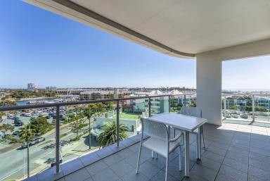 Apartment For Sale - WA - Mandurah - 6210 - 5TH FLOOR WITH MARINA & OCEAN VIEWS  (Image 2)