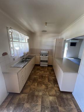 House Leased - VIC - Cooma - 3616 - $210.00 Per Week  (Image 2)