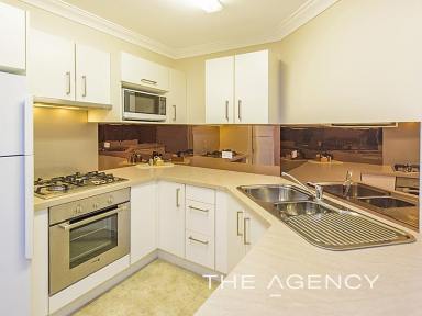 Serviced Apartment For Sale - WA - Broadwater - 6280 - Luxury By the Sea, Why Not Treat Yourself  (Image 2)