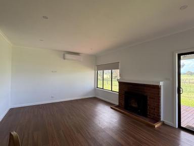 House Leased - VIC - Moutajup - 3294 - Updated Farmhouse  (Image 2)