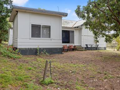 House For Sale - VIC - Port Welshpool - 3965 - Holiday heaven on half an acre!  (Image 2)