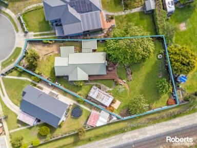 House Sold - TAS - Montrose - 7010 - Timeless Charm - Expressions of Interest  (Image 2)