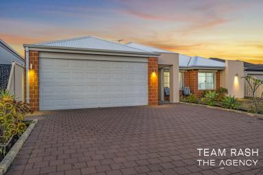 House For Sale - WA - Caversham - 6055 - 700 sqm Block with Spacious  Home & Big  Backyard  (Image 2)