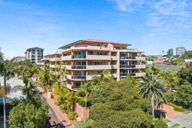 Apartment For Sale - NSW - Wollongong - 2500 - CITY APARTMENT  (Image 2)