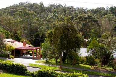 House For Lease - VIC - Upwey - 3158 - STUNNING VIEWS & IDEAL LOCATION  (Image 2)