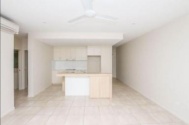 Unit For Lease - QLD - Cairns North - 4870 - Luxury city living  (Image 2)