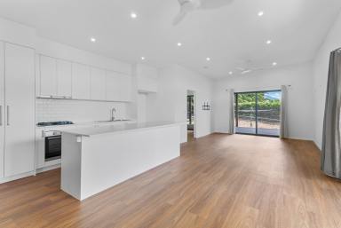 House For Lease - QLD - Wights Mountain - 4520 - "Neat & Clean, what a Cutie "  (Image 2)