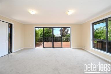 Unit For Sale - TAS - Riverside - 7250 - Inviting Home in Desired Location  (Image 2)