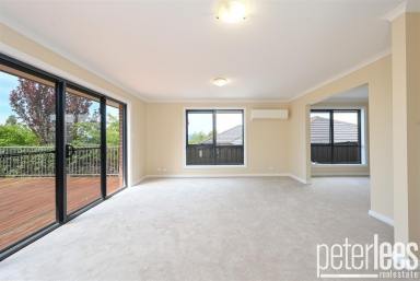 Unit For Sale - TAS - Riverside - 7250 - Inviting Home in Desired Location  (Image 2)