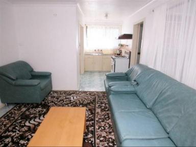 House For Lease - VIC - Broadmeadows - 3047 - 3/4 Bed House in Broadmeadows - All About Location  (Image 2)