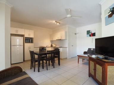 Unit For Lease - QLD - Cairns North - 4870 - INNER CITY ABSOLUTE GEM! (UNFURNISHED)  (Image 2)