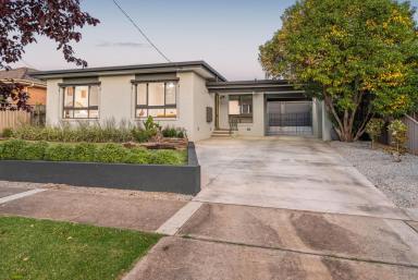 House Sold - VIC - Strathdale - 3550 - Beautifully Renovated Home in Prime Location  (Image 2)