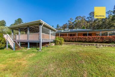 House For Sale - WA - Nannup - 6275 - Comprehensive property in desirable Carlotta!  (Image 2)