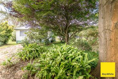 House For Sale - VIC - Toora - 3962 - Family homestead with paddock  (Image 2)