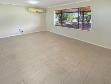 House For Sale - NSW - Coleambally - 2707 - Ideal First Home  (Image 2)