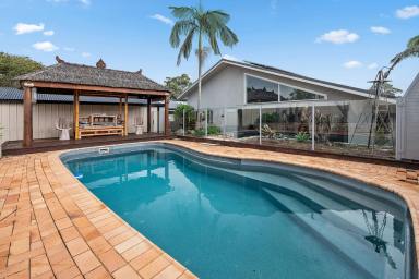 House For Sale - NSW - Raymond Terrace - 2324 - STUNNING MODERN ENTERTAINERS HOME!  (Image 2)