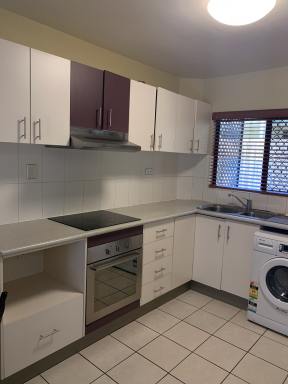 Unit Leased - QLD - Cairns City - 4870 - GROUND FLOOR FULLY FURNISHED MODERN 2 BEDROOM, 1 BATHROOM INNER CITY APARTMENT - UNFURNISHED  (Image 2)