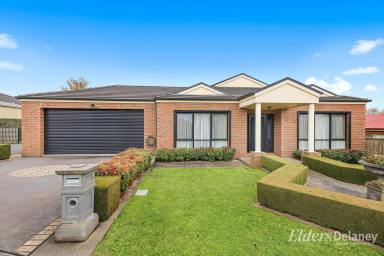 House For Sale - VIC - Warragul - 3820 - Prestige Location - Great Value for Money  (Image 2)