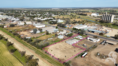 Industrial/Warehouse For Sale - NSW - Wee Waa - 2388 - HIGH RENTAL RETURN OR HOME BUSINESS PREMISES ON ONE LOT  (Image 2)