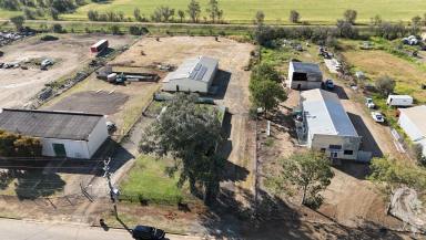 Industrial/Warehouse For Sale - NSW - Wee Waa - 2388 - HIGH RENTAL RETURN OR HOME BUSINESS PREMISES ON ONE LOT  (Image 2)