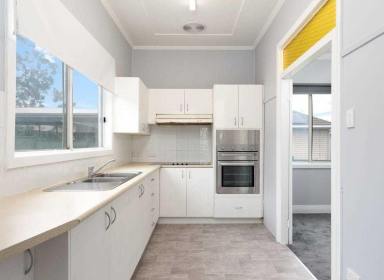 House Leased - NSW - Boolaroo - 2284 - A Charming three bedroom home in Boolaroo! (Image 2)