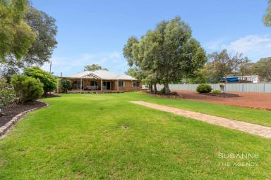 House Sold - WA - Kalamunda - 6076 - Spacious Family Living in An Ideal Location  (Image 2)