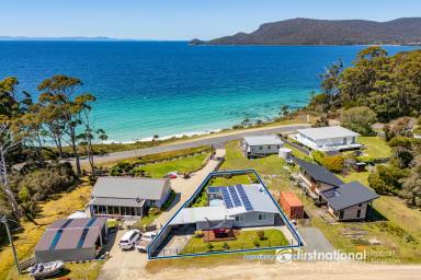 House For Sale - TAS - Adventure Bay - 7150 - Walk to the Beach, Ideal Family Retreat with Spectacular Ocean Views!  (Image 2)