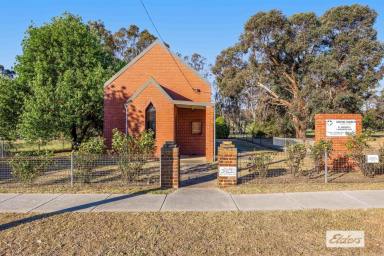 Studio Auction - VIC - Landsborough - 3384 - Home, studio or retail outlet?  (Image 2)