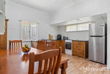 House For Sale - QLD - Granville - 4650 - Tidy and Charming Home  (Image 2)