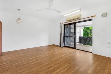 Unit For Lease - QLD - Woree - 4868 - 2 Bedroom Unit Close to Everything (unfurnished)  (Image 2)