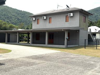 House For Sale - QLD - Tully - 4854 - Quality House $650,000 (Image 2)