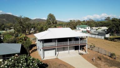 House For Sale - QLD - Cardwell - 4849 - 3 bedroom beachside home adjacent to parkland & beachfront - Paradise at your front door  (Image 2)