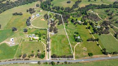 Lifestyle For Sale - VIC - Allans Flat - 3691 - Quiet Private Rural Lifestyle On The Yackandandah Creek  (Image 2)