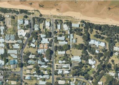 House For Sale - VIC - Cowes - 3922 - COWES 80 MTRS TO THE BEST BEACH ON ISLAND DIRECT ACCESSS  (Image 2)