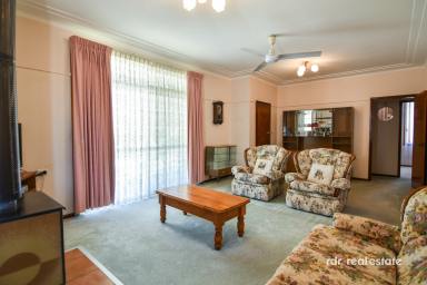 House For Sale - NSW - Inverell - 2360 - ROOM TO GROW, MEMORIES TO BE MADE  (Image 2)