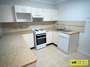 Unit For Lease - NSW - Grafton - 2460 - CHARMING 3 BEDROOM UNIT MODERN KITCHEN & BATHROOM!  (Image 2)